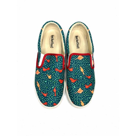 BucketFeet Shoes - Bucketfeet Cardinal Bird Print Slip-On Canvas Sneakers Women's Sz 9 Art to Wear